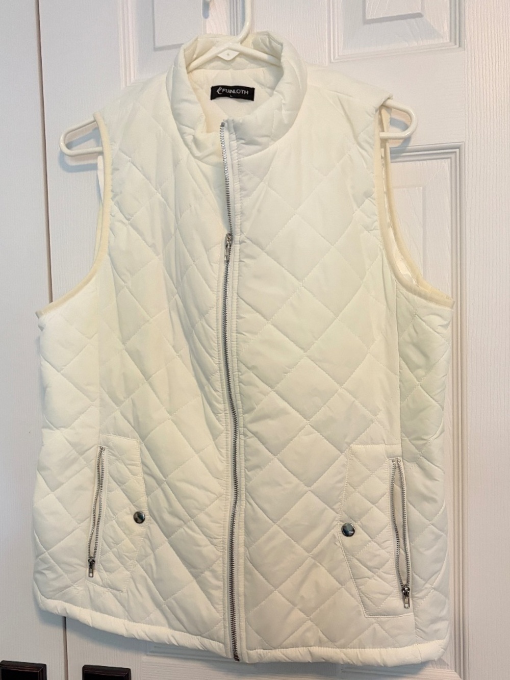 Fuinloth quilted puffer vest jacket, white, L (NWOT)